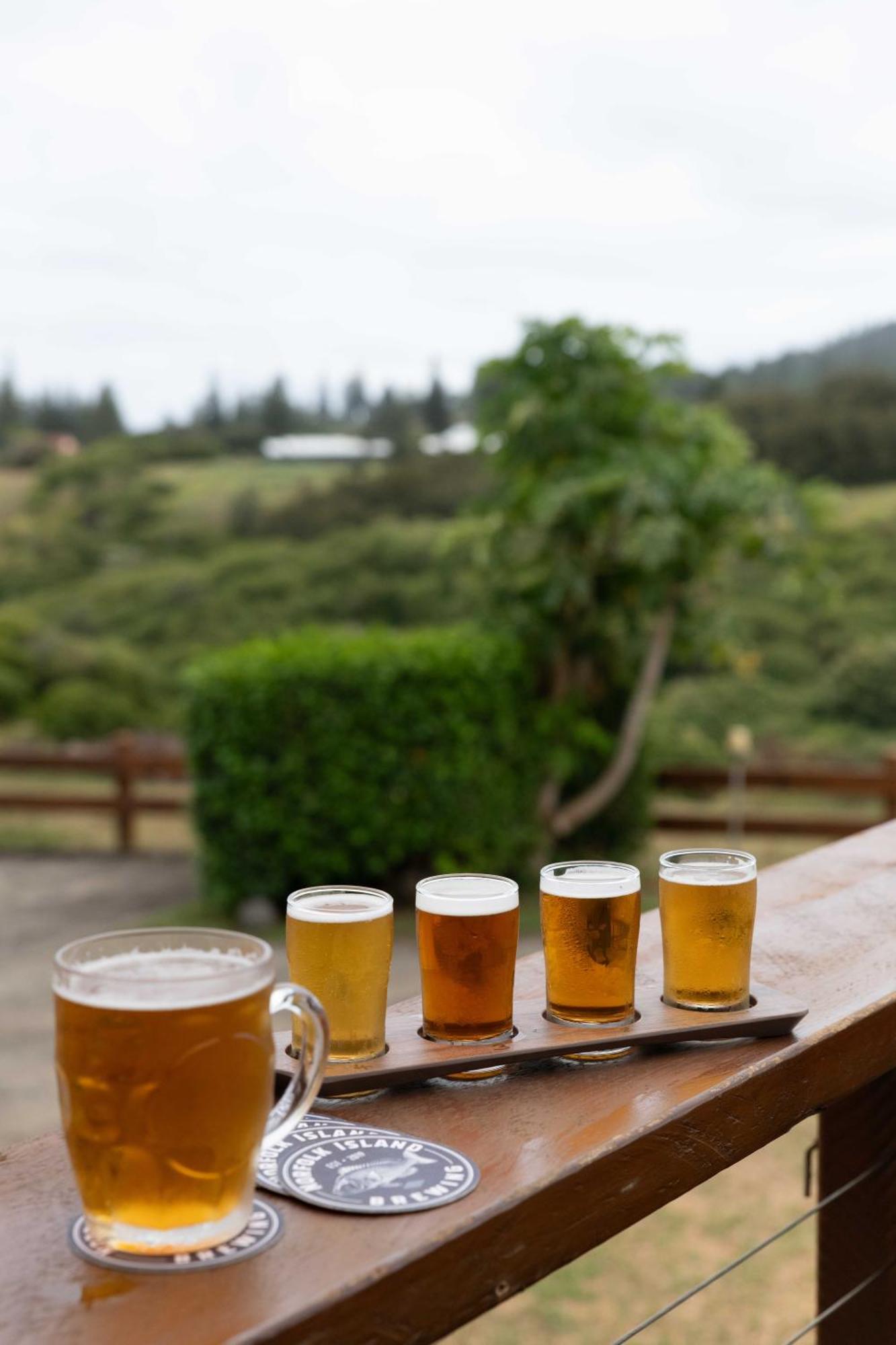 Castaway Norfolk Island Hotel Burnt Pine Exterior photo